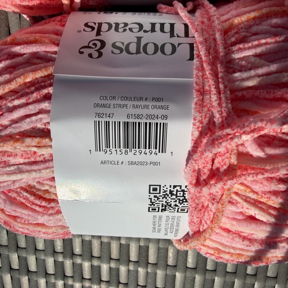 Loops & Threads skinny chenille yarn!! In the color orange stripe - Picture 4 of 5